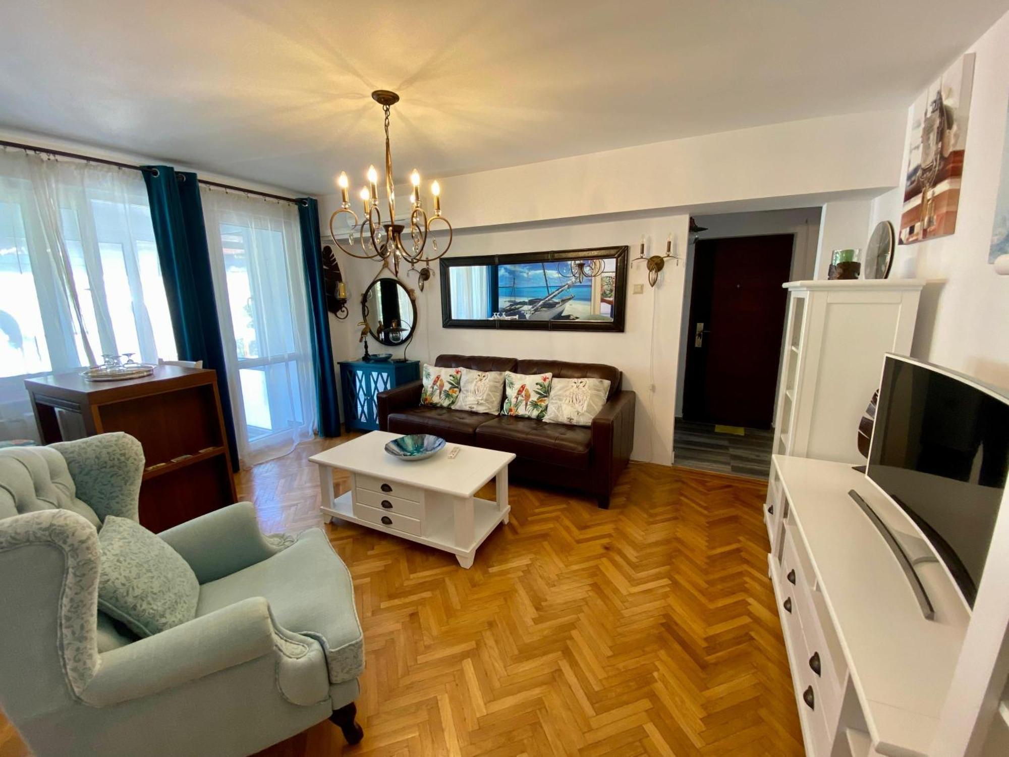 Old Town Apartment Constanta Exterior photo